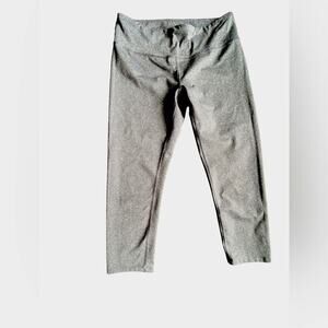 REI Co-Op Women's Gray Capri Leggings Size Medium